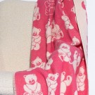 Barnepledd 90×130 cm, rosa med bamsemotiv thumbnail