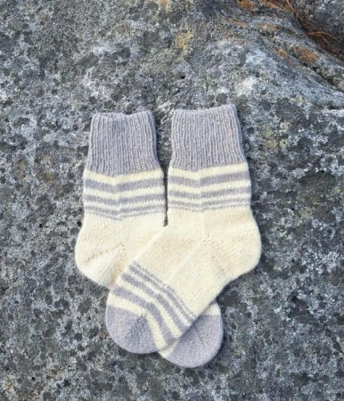 Håndstrikkede ullsokker herre str. 42–43